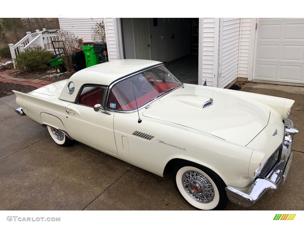 Colonial White 1957 Ford Thunderbird Standard Thunderbird Model Exterior Photo #138733905