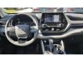 2020 Magnetic Gray Metallic Toyota Highlander XLE AWD  photo #4