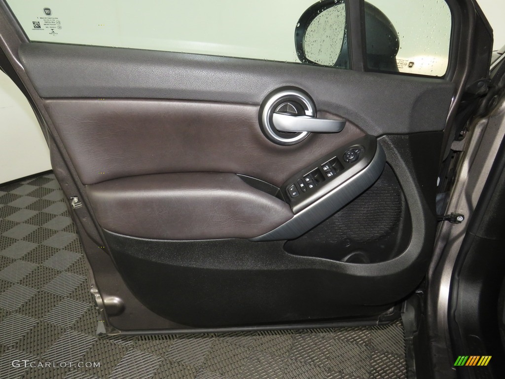 2016 Fiat 500X Lounge AWD Brown Door Panel Photo #138737097