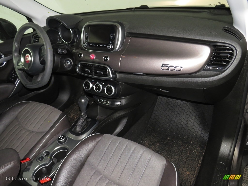 2016 Fiat 500X Lounge AWD Interior Color Photos
