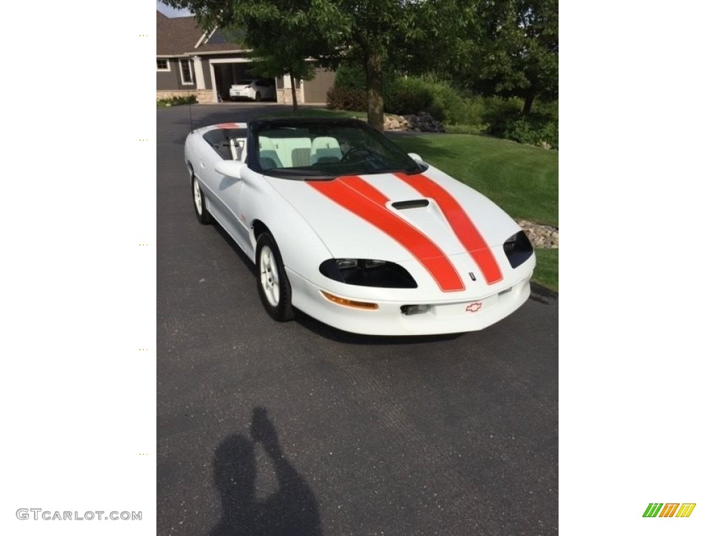 1997 Camaro Z28 SS 30th Anniversary Edition Convertible - Arctic White / Arctic White photo #14