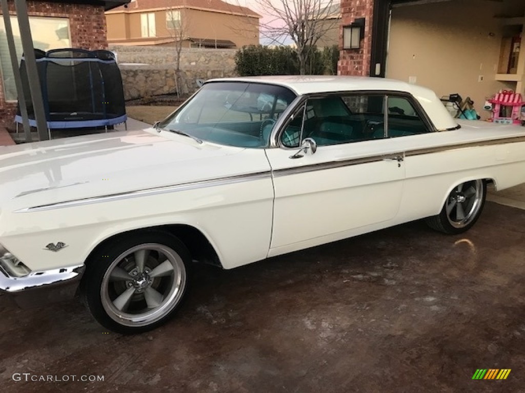 1962 Impala  - White / Aqua Blue photo #1