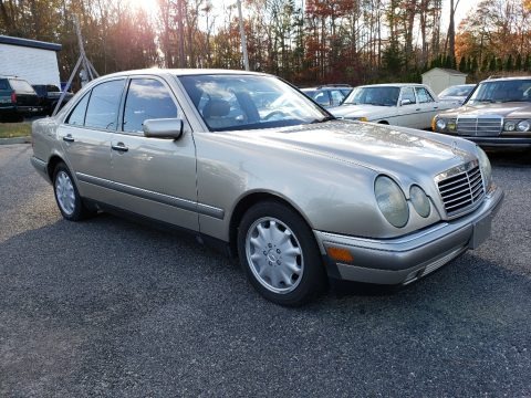 1996 Mercedes-Benz E