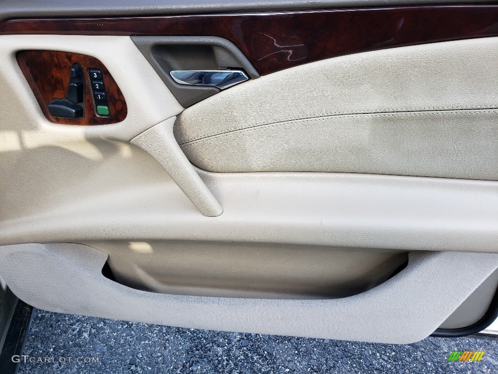 1996 Mercedes-Benz E 300 Diesel Sedan Beige Door Panel Photo #138749712