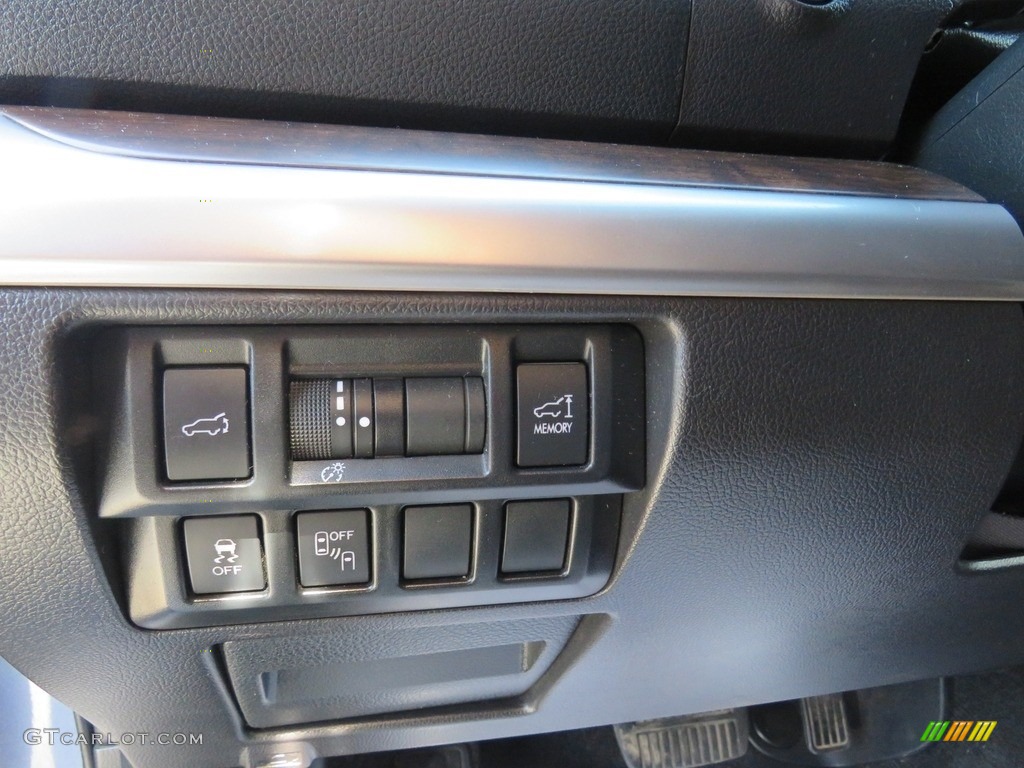 2015 Subaru Outback 2.5i Limited Controls Photo #138751869