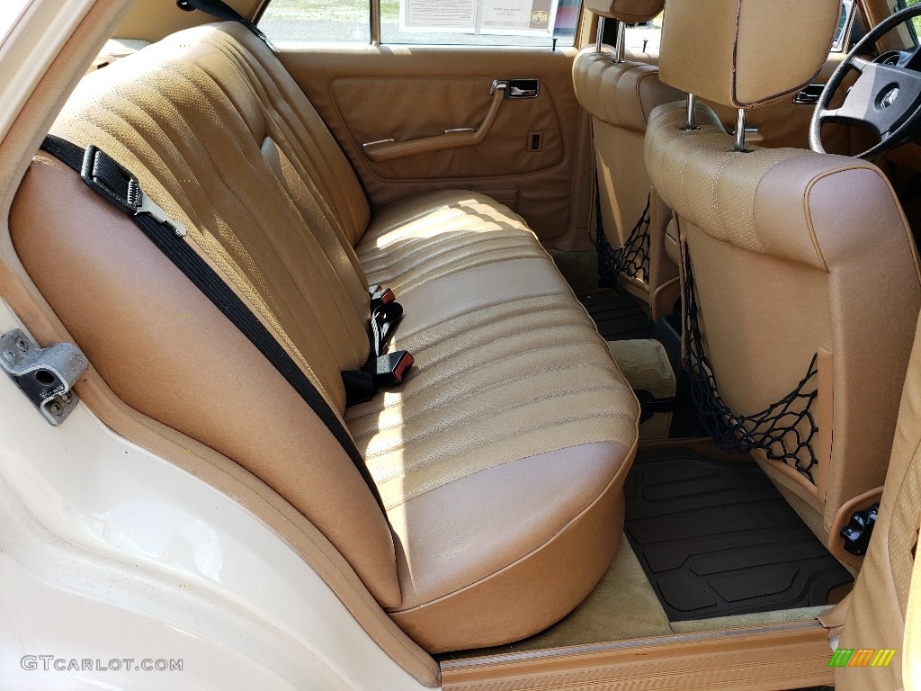 Palomino Interior 1983 Mercedes-Benz E Class 300 D Sedan Photo #138752664