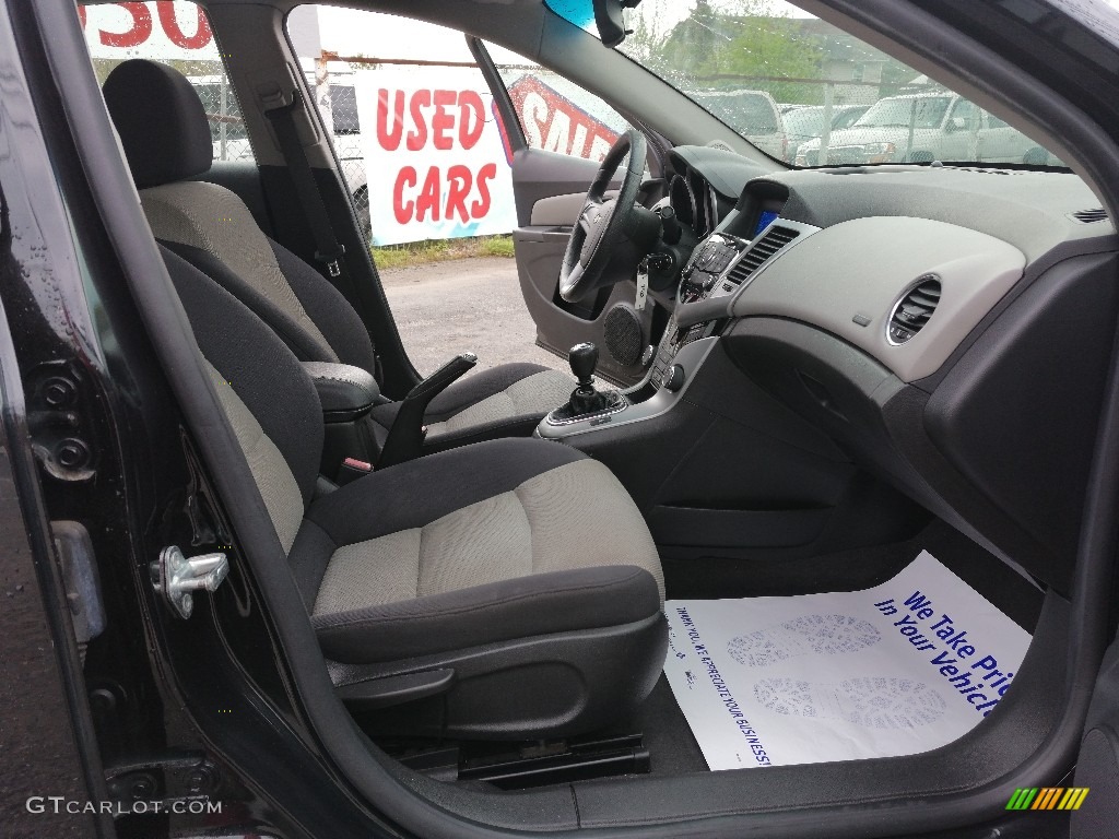 2012 Cruze LS - Blue Topaz Metallic / Jet Black/Medium Titanium photo #12