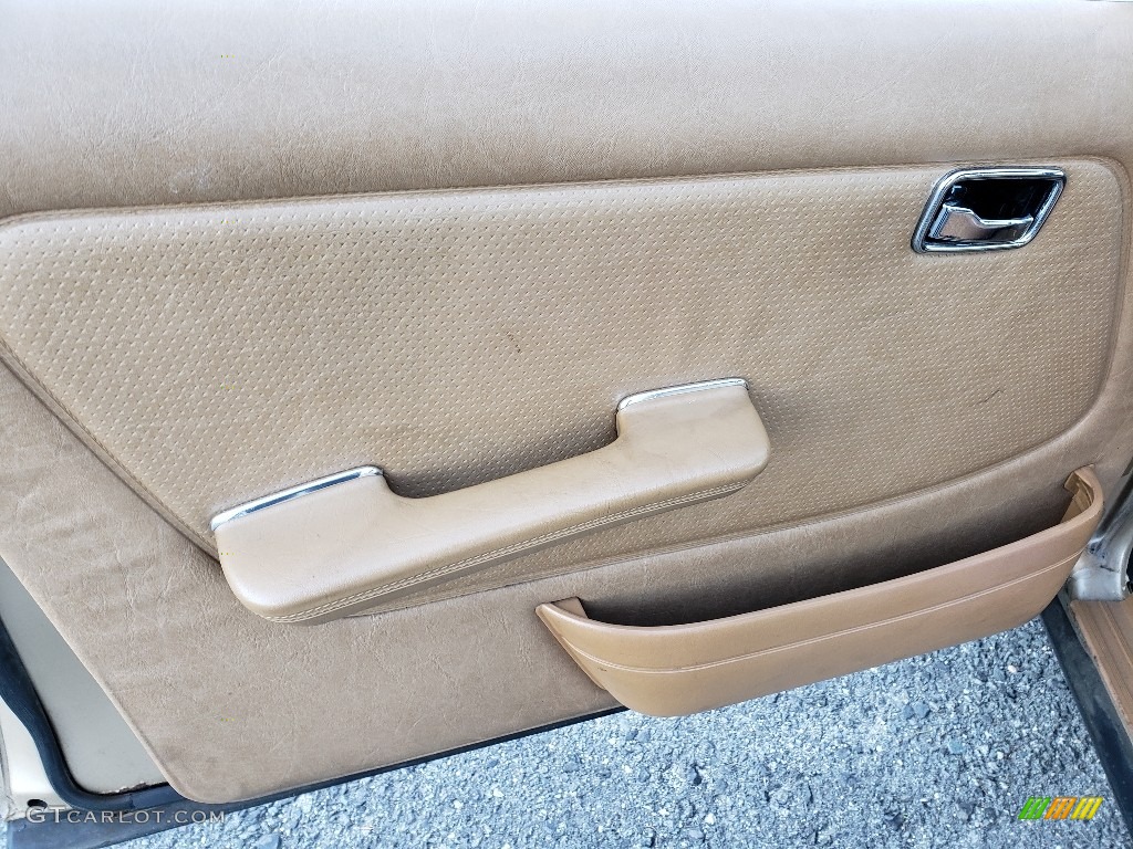 1983 E Class 300 D Sedan - Sand Beige Metallic / Palomino photo #20