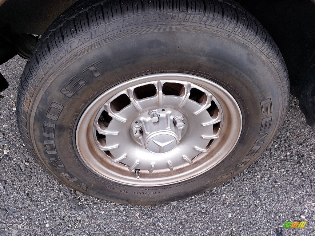 1983 Mercedes-Benz E Class 300 D Sedan Wheel Photo #138756342