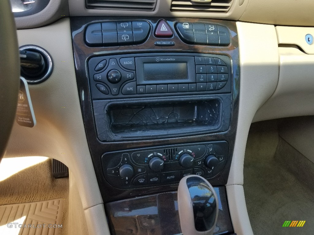 2004 Mercedes-Benz C 240 Wagon Controls Photos