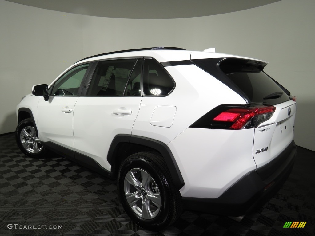 2020 RAV4 XLE AWD - Super White / Light Gray photo #9