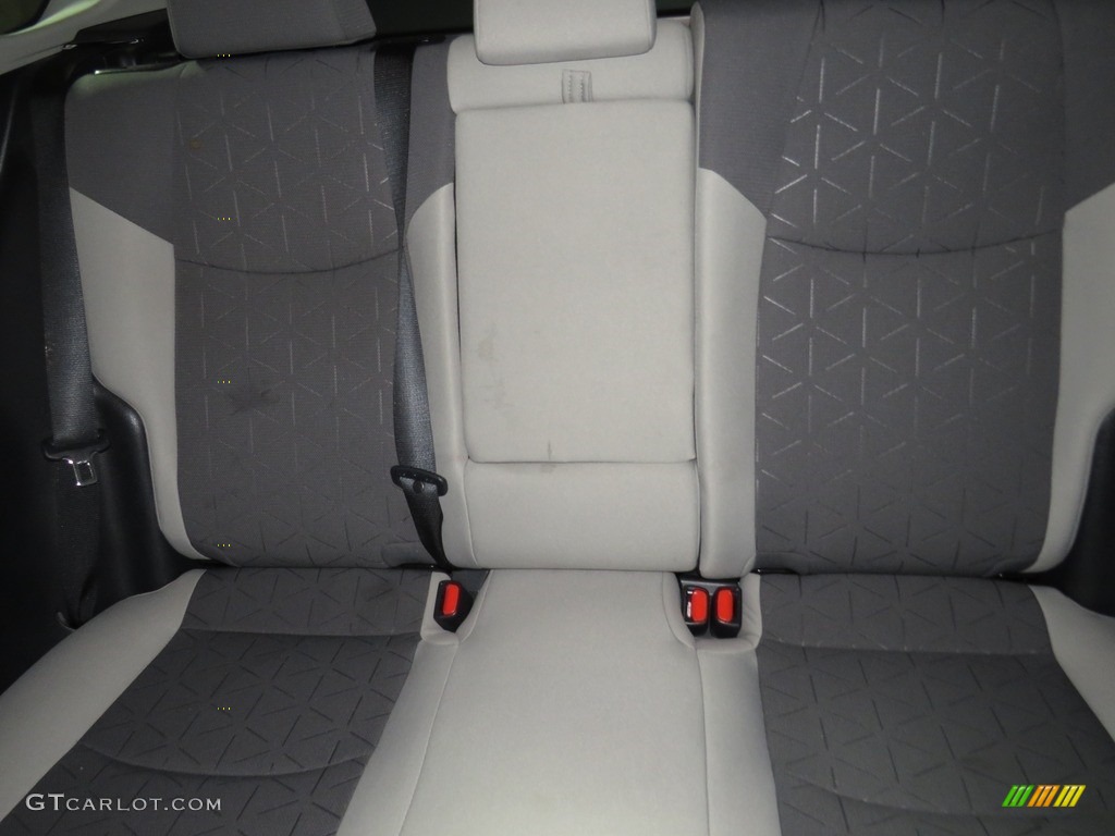 2020 RAV4 XLE AWD - Super White / Light Gray photo #20