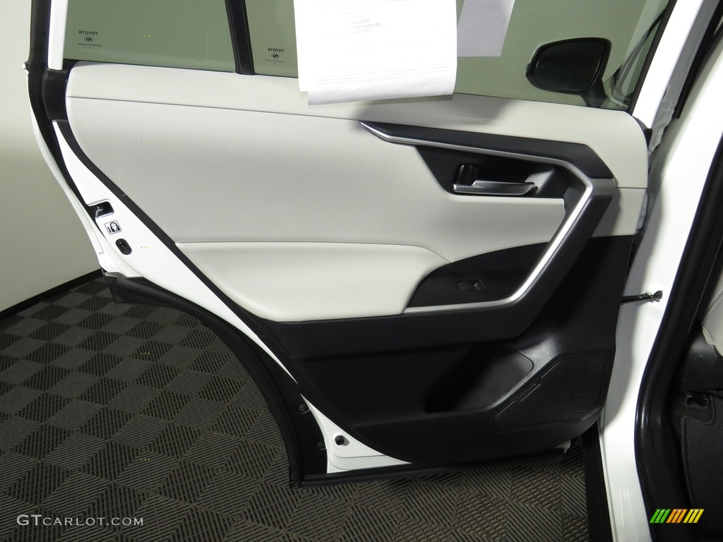 2020 RAV4 XLE AWD - Super White / Light Gray photo #21