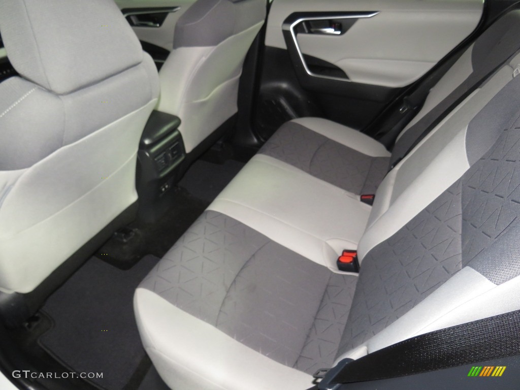 2020 RAV4 XLE AWD - Super White / Light Gray photo #22