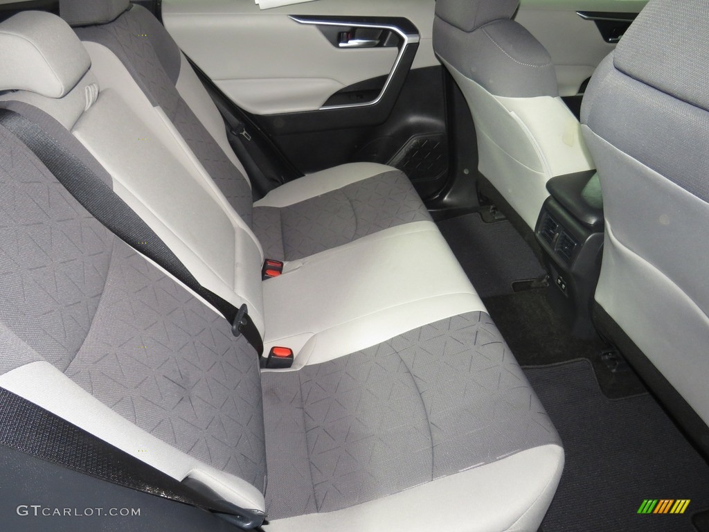 2020 RAV4 XLE AWD - Super White / Light Gray photo #24