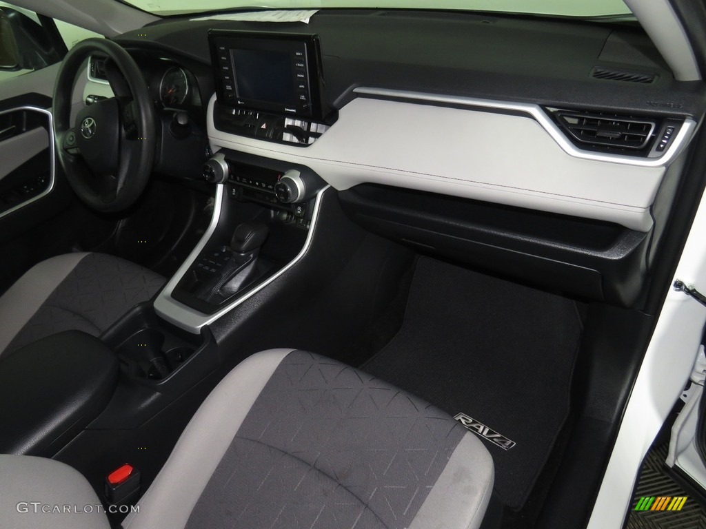 2020 RAV4 XLE AWD - Super White / Light Gray photo #27