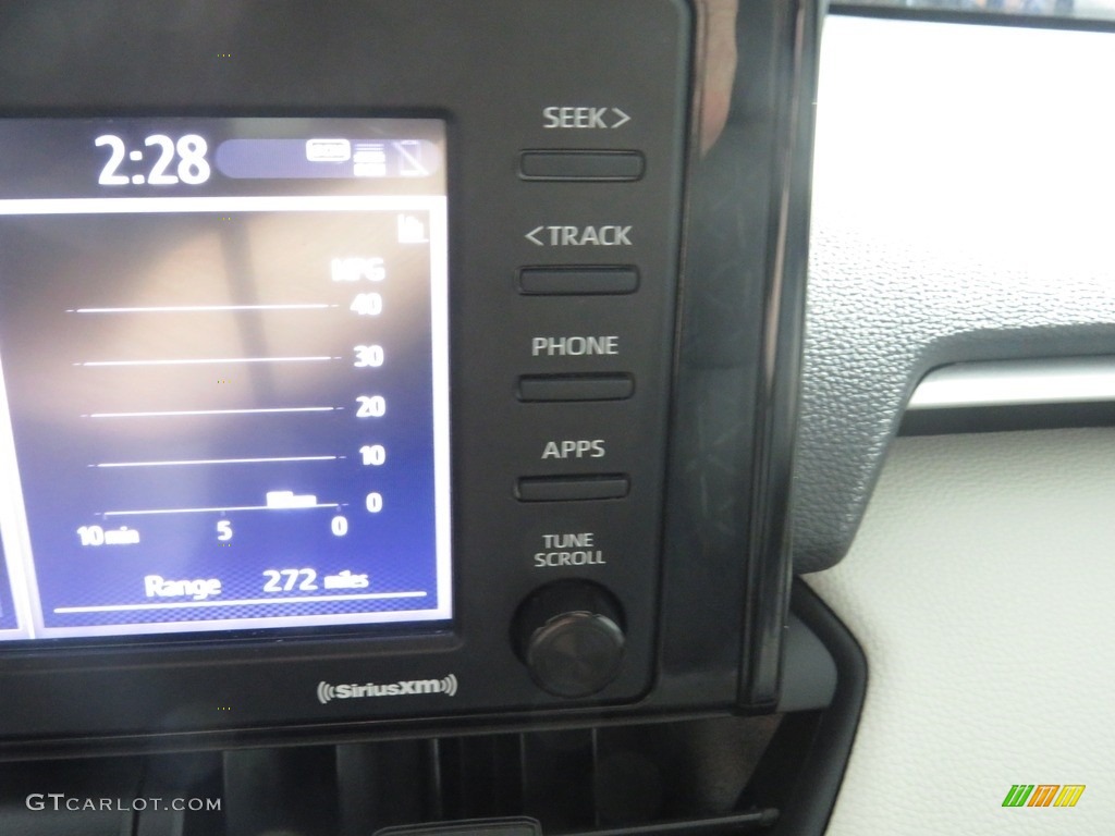 2020 RAV4 XLE AWD - Super White / Light Gray photo #33