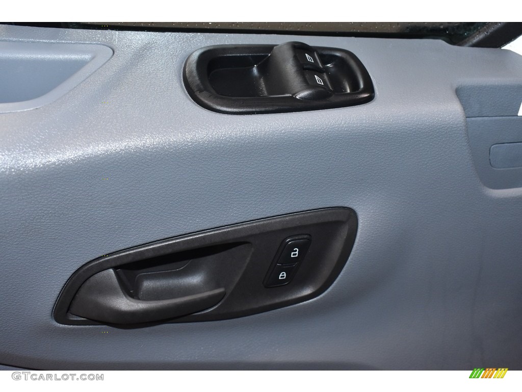 2019 Transit Van 250 HR Long - Oxford White / Charcoal black photo #10