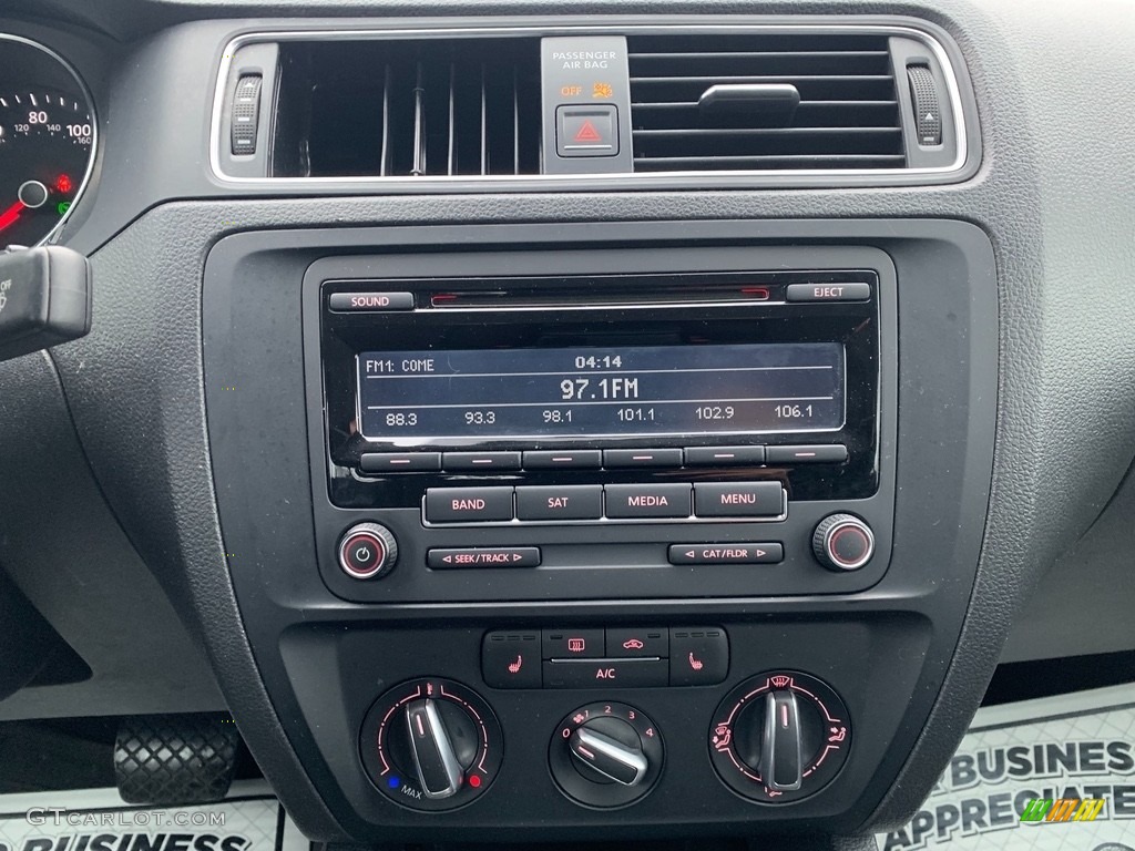 2015 Volkswagen Jetta SE Sedan Controls Photo #138759807