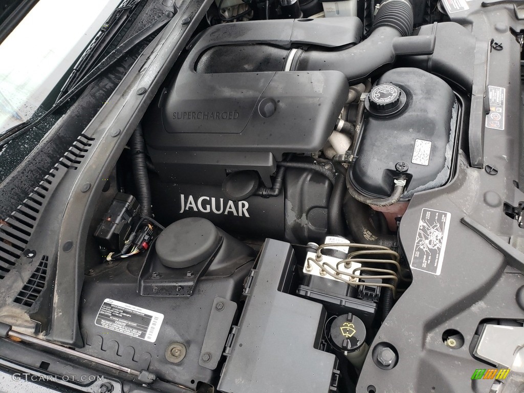 2003 S-Type 4.2 - Ebony Black / Charcoal photo #37