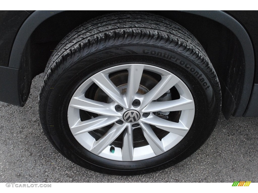 2018 Volkswagen Tiguan Limited 2.0T Wheel Photos