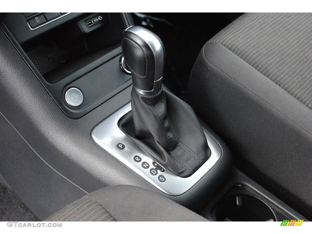 2018 Volkswagen Tiguan Limited 2.0T Transmission Photos