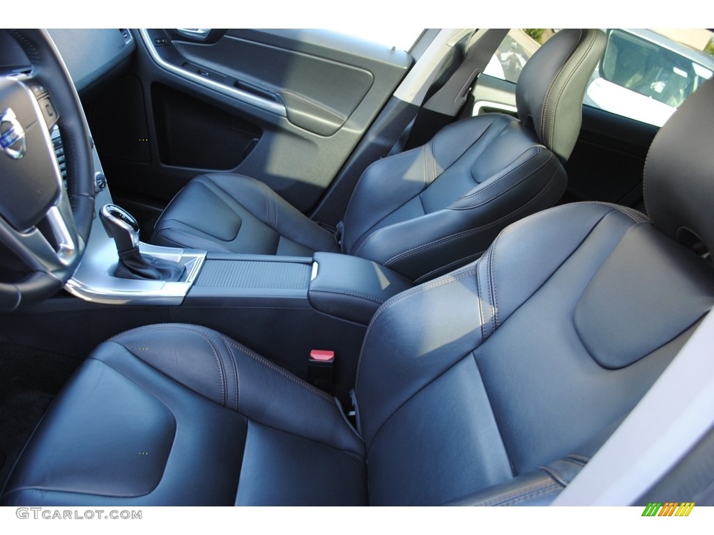 2017 Volvo XC60 T5 Dynamic Front Seat Photo #138764142