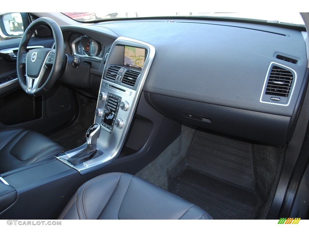 Off Black Interior 2017 Volvo XC60 T5 Dynamic Photo #138764175