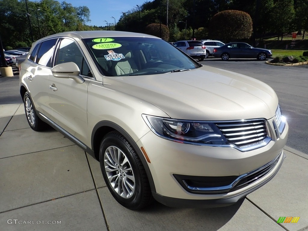 Palladium White Gold 2017 Lincoln MKX Select AWD Exterior Photo #138764574