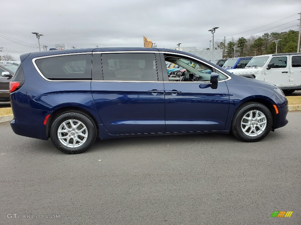 2020 Chrysler Voyager LX Exterior Photos