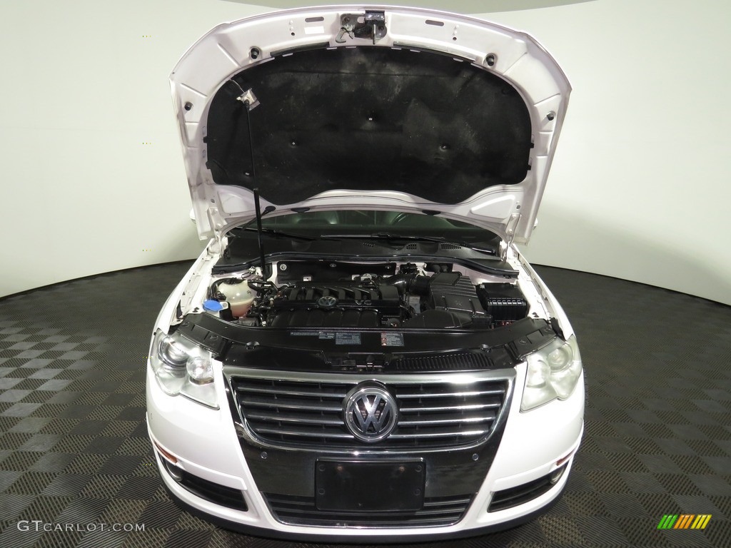 2008 Passat VR6 4Motion Wagon - Candy White / Black photo #5
