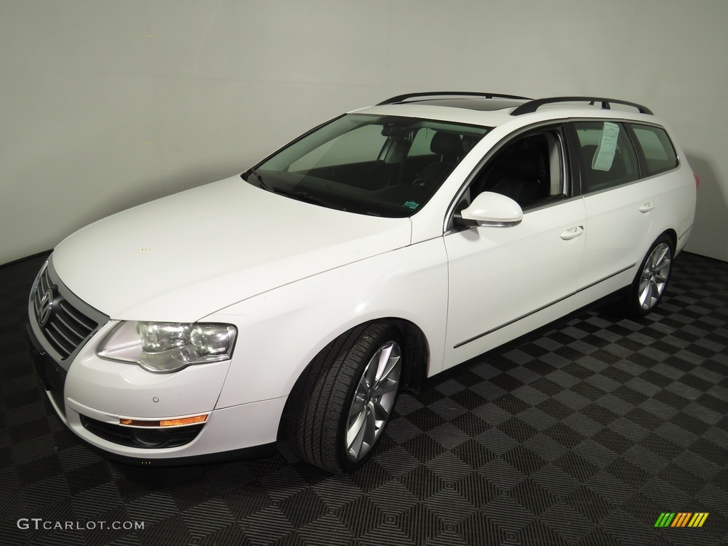 2008 Passat VR6 4Motion Wagon - Candy White / Black photo #7