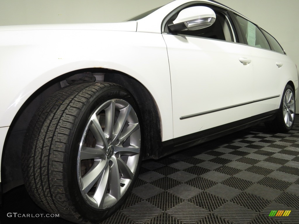 2008 Passat VR6 4Motion Wagon - Candy White / Black photo #8