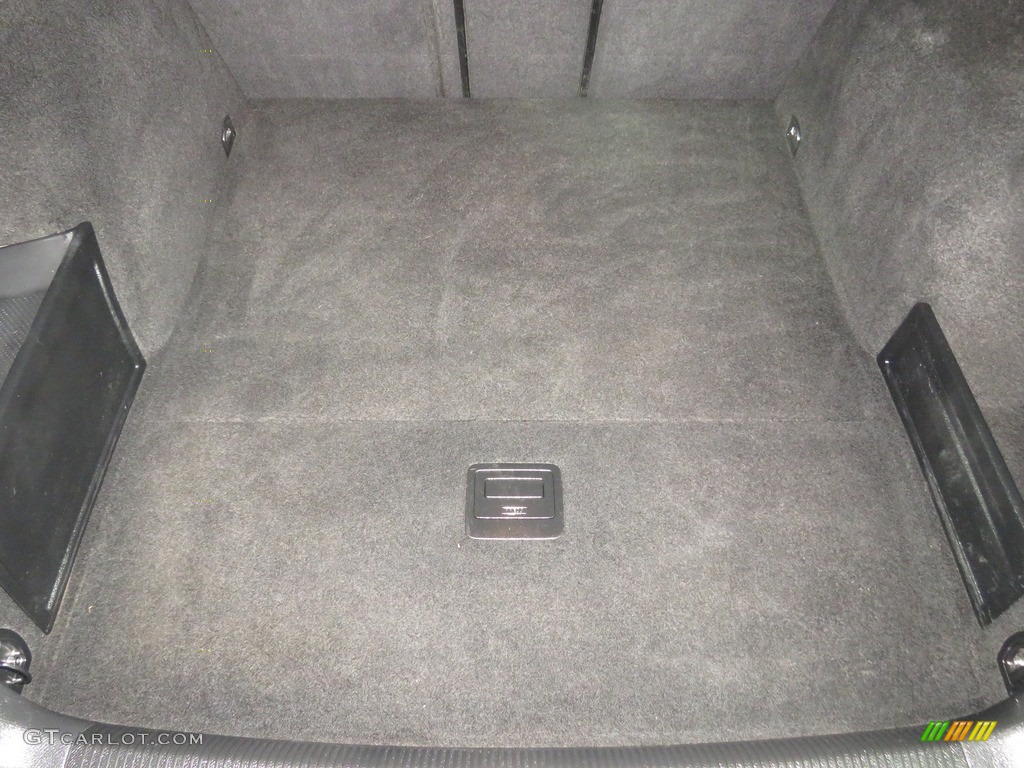 2008 Volkswagen Passat VR6 4Motion Wagon Trunk Photos