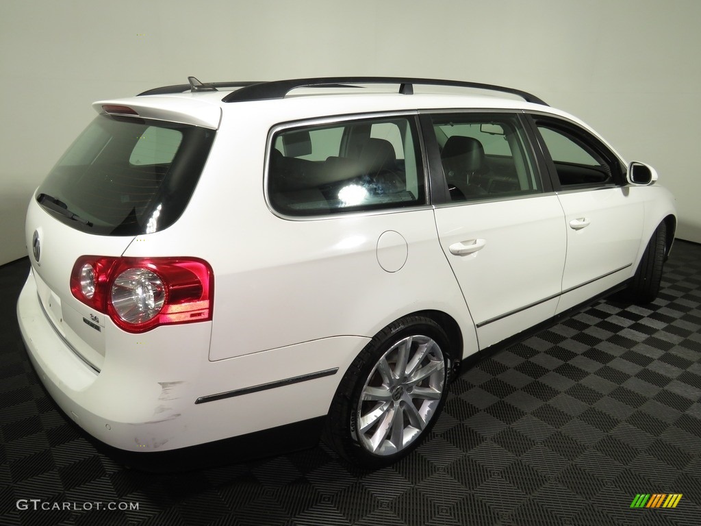 2008 Passat VR6 4Motion Wagon - Candy White / Black photo #15