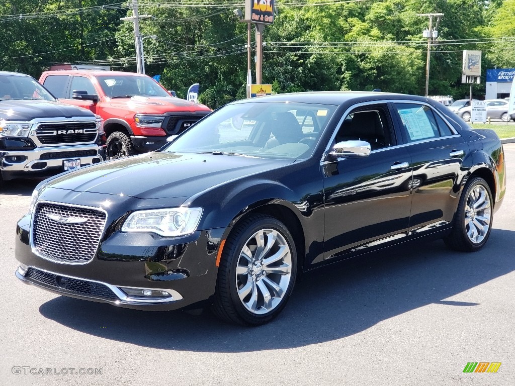 Gloss Black 2019 Chrysler 300 Limited Exterior Photo #138767559
