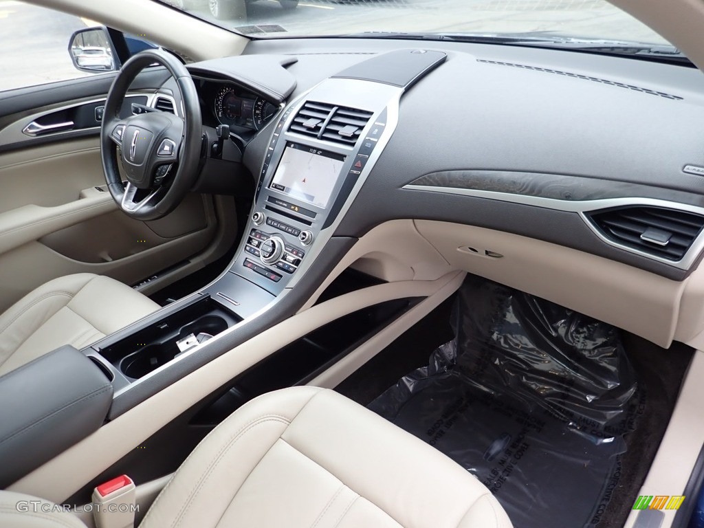 Cappuccino Interior 2017 Lincoln MKZ Select AWD Photo #138767589