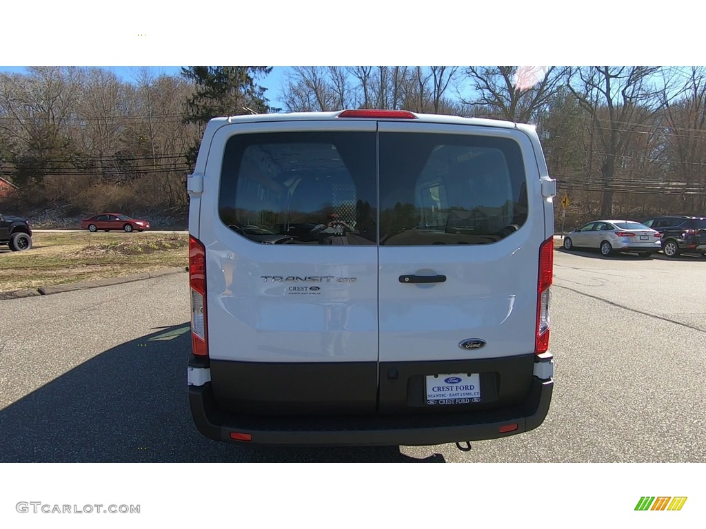 2019 Transit Van 250 LR Regular - Oxford White / Charcoal black photo #6