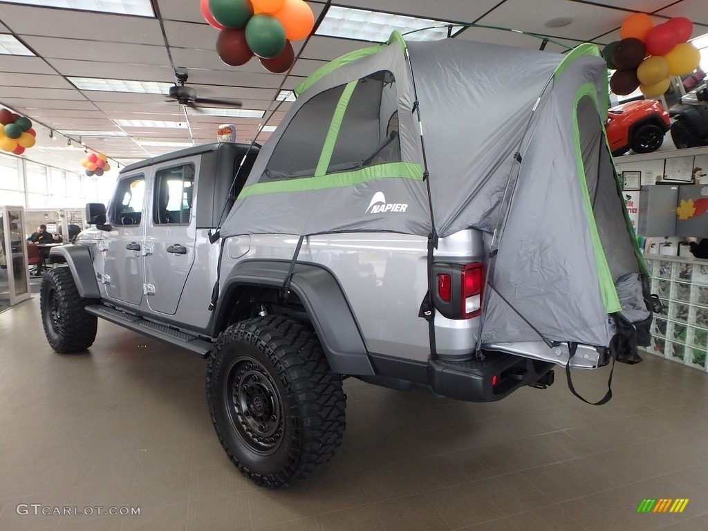 2020 Gladiator Sport 4x4 - Billet Silver Metallic / Black photo #3