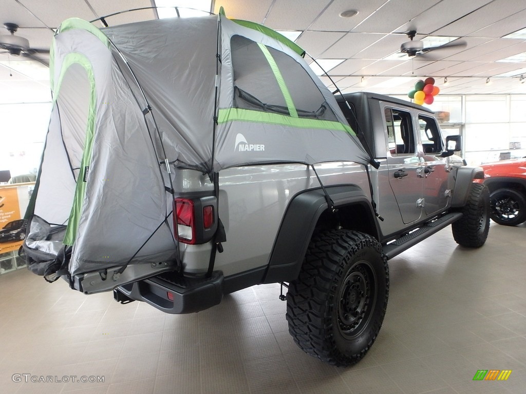 2020 Gladiator Sport 4x4 - Billet Silver Metallic / Black photo #5