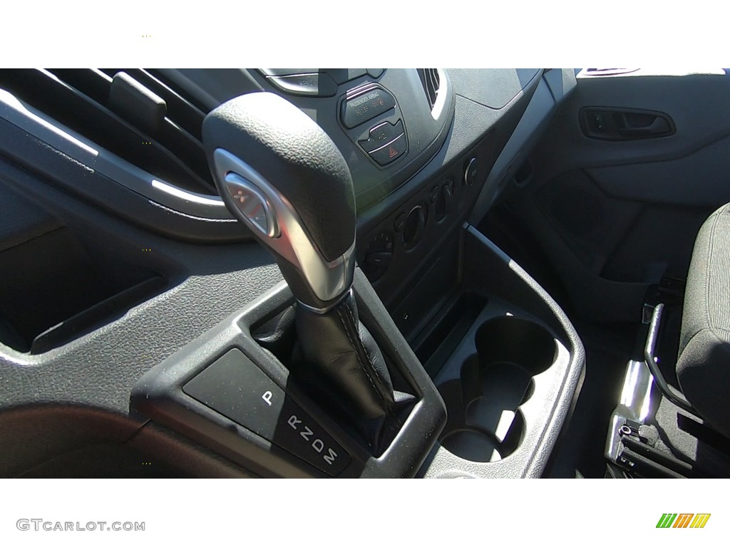 2019 Transit Van 250 LR Regular - Oxford White / Charcoal black photo #15