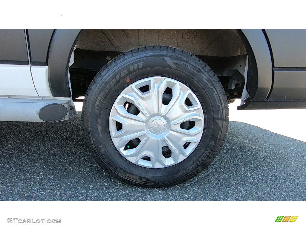 2019 Transit Van 250 LR Regular - Oxford White / Charcoal black photo #16