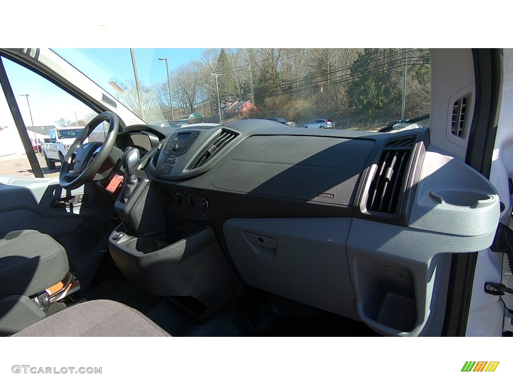 2019 Transit Van 250 LR Regular - Oxford White / Charcoal black photo #20