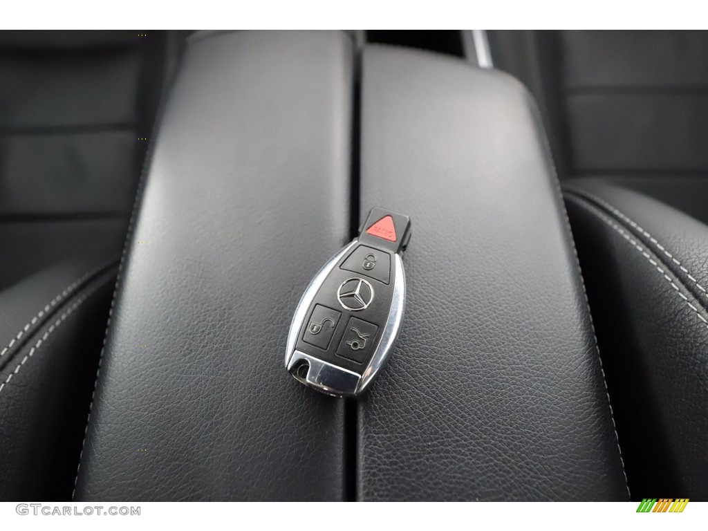 2014 Mercedes-Benz GL 450 4Matic Keys Photos