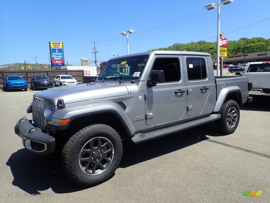 2020 Gladiator Overland 4x4 - Billet Silver Metallic / Black photo #1