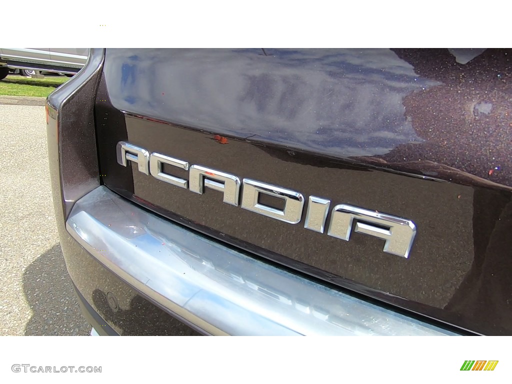 2016 GMC Acadia SLT AWD Marks and Logos Photos