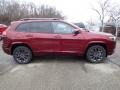 Velvet Red Pearl - Cherokee Limited 4x4 Photo No. 5