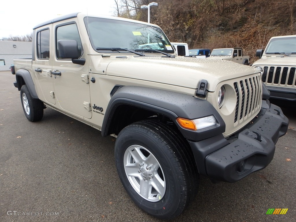 2020 Gladiator Sport 4x4 - Gobi / Black photo #8