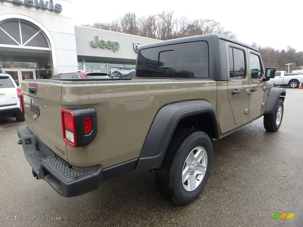 2020 Gladiator Sport 4x4 - Gator / Black photo #6