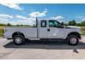 Oxford White - F250 Super Duty XL SuperCab 4x4 Photo No. 2